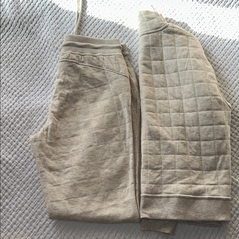 90 Degree By Reflex Beige Quilted Joggers